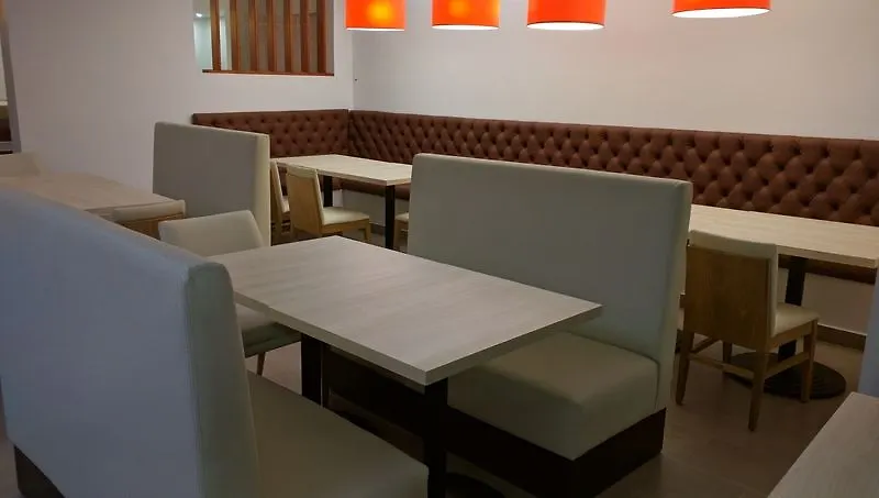 Hotel La Riviera 산타마르타