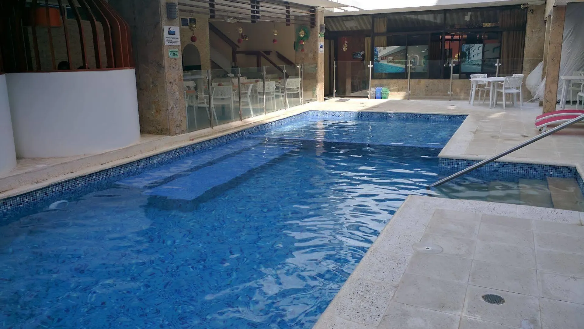 Hotel La Riviera Santa Marta